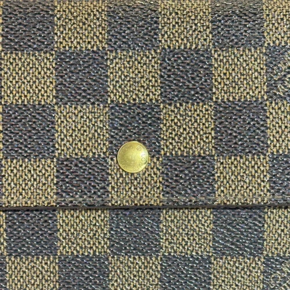 Louis Vuitton Damier Ebene Wallet - Picture 2 of 11